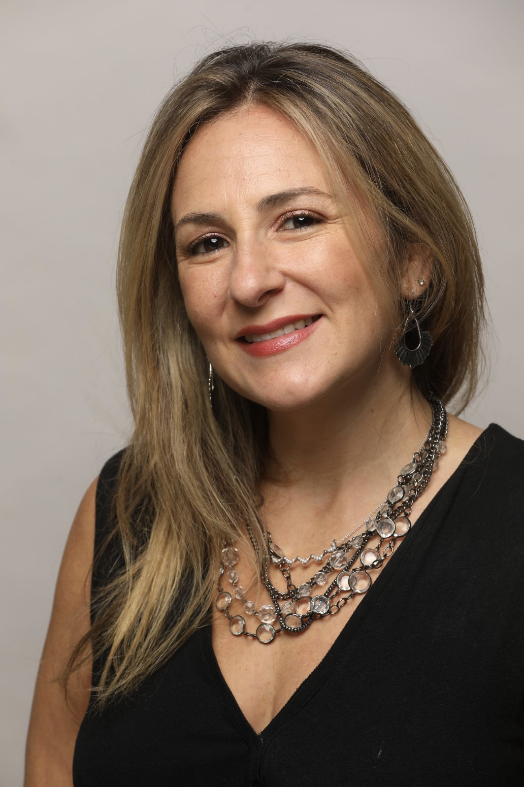 Paige Wolf Media &amp; Public Relations Logo